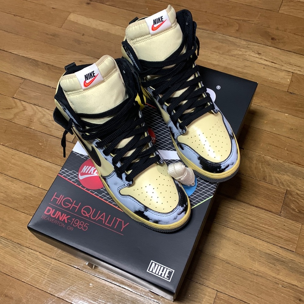 NIKE DUNK HI 1985 SP  US SIZE 10.5